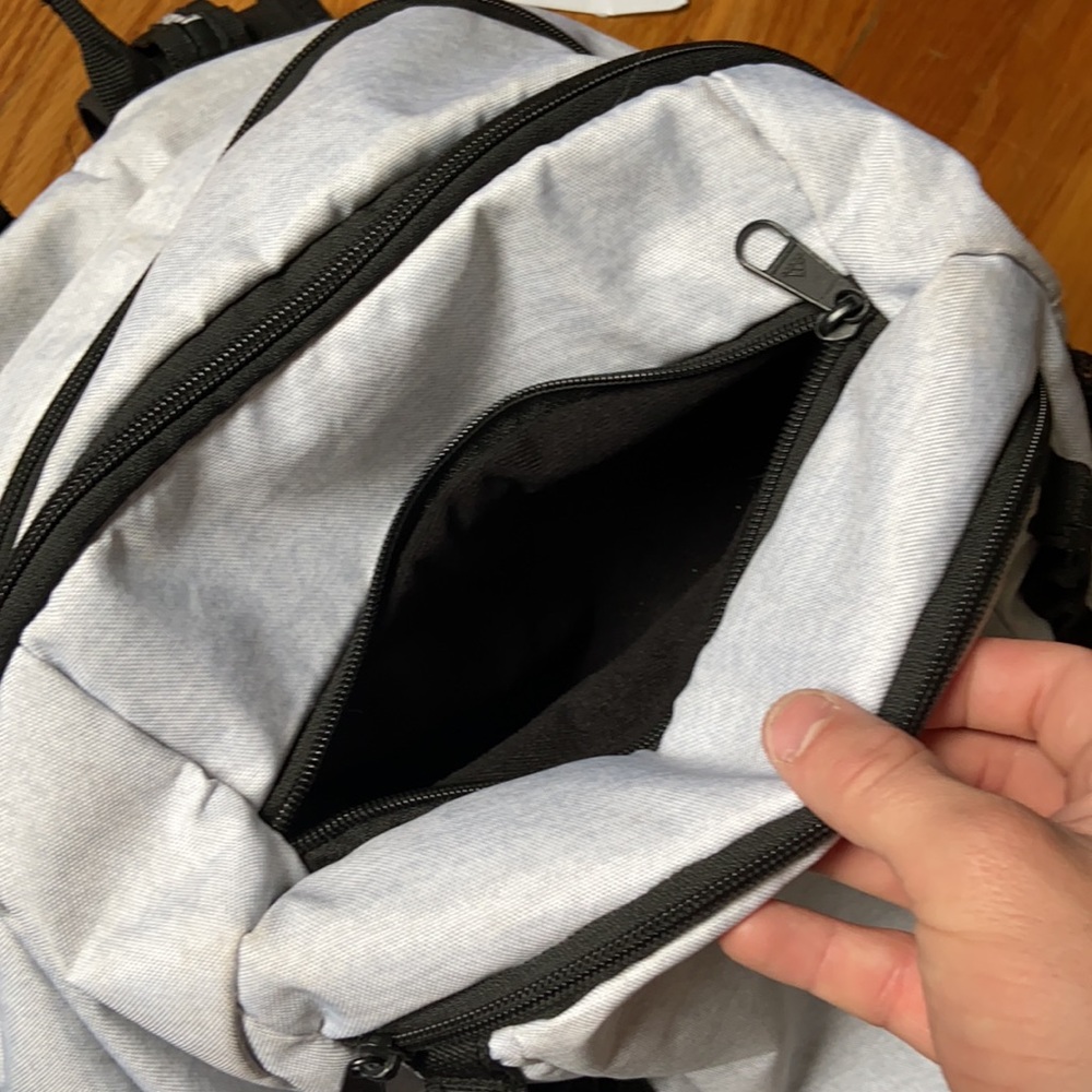 Adidas backpack - Picture 5 of 6